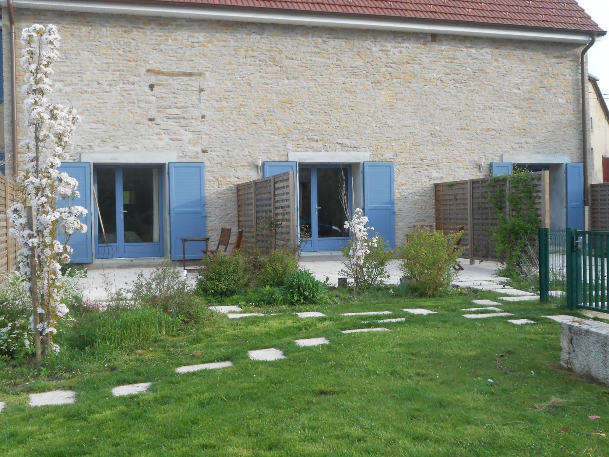 Les Grands Pres Bed & Breakfast Geney Dış mekan fotoğraf